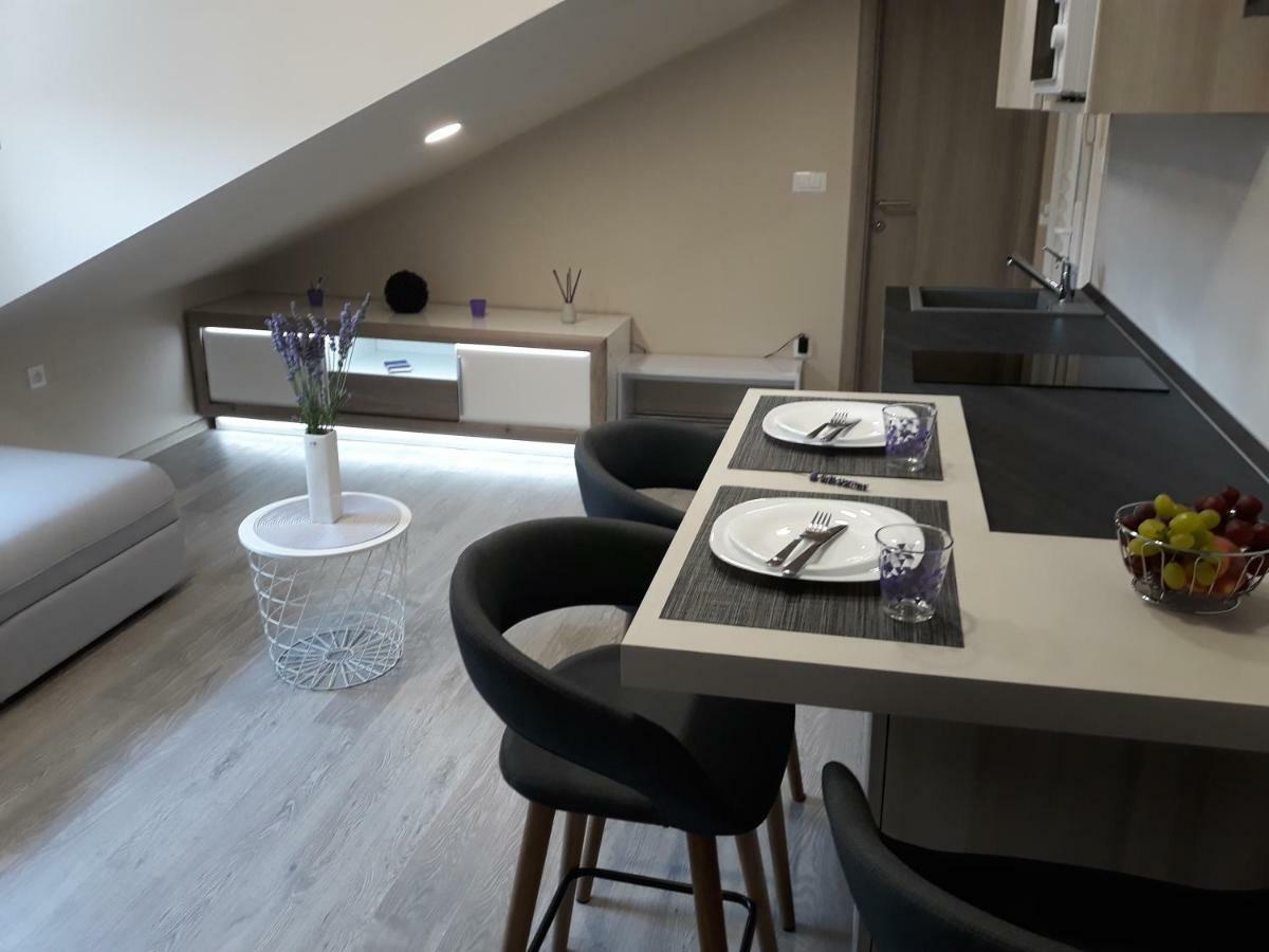 PUY Center Apartment Dalu מראה חיצוני תמונה